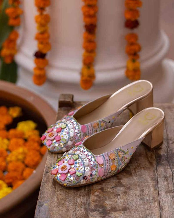 Traditional Juttis f1